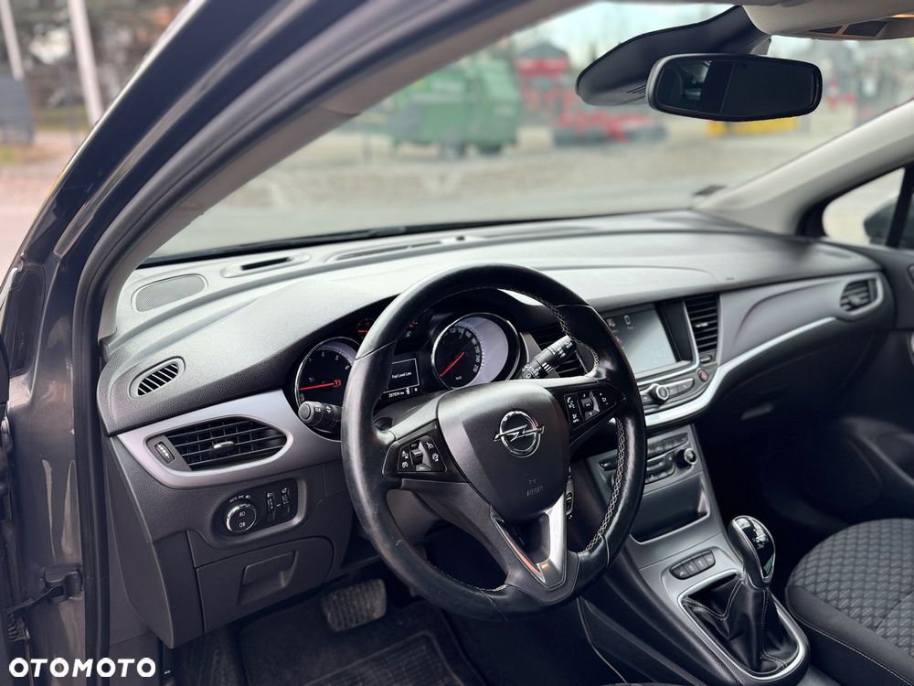Opel Astra - 14