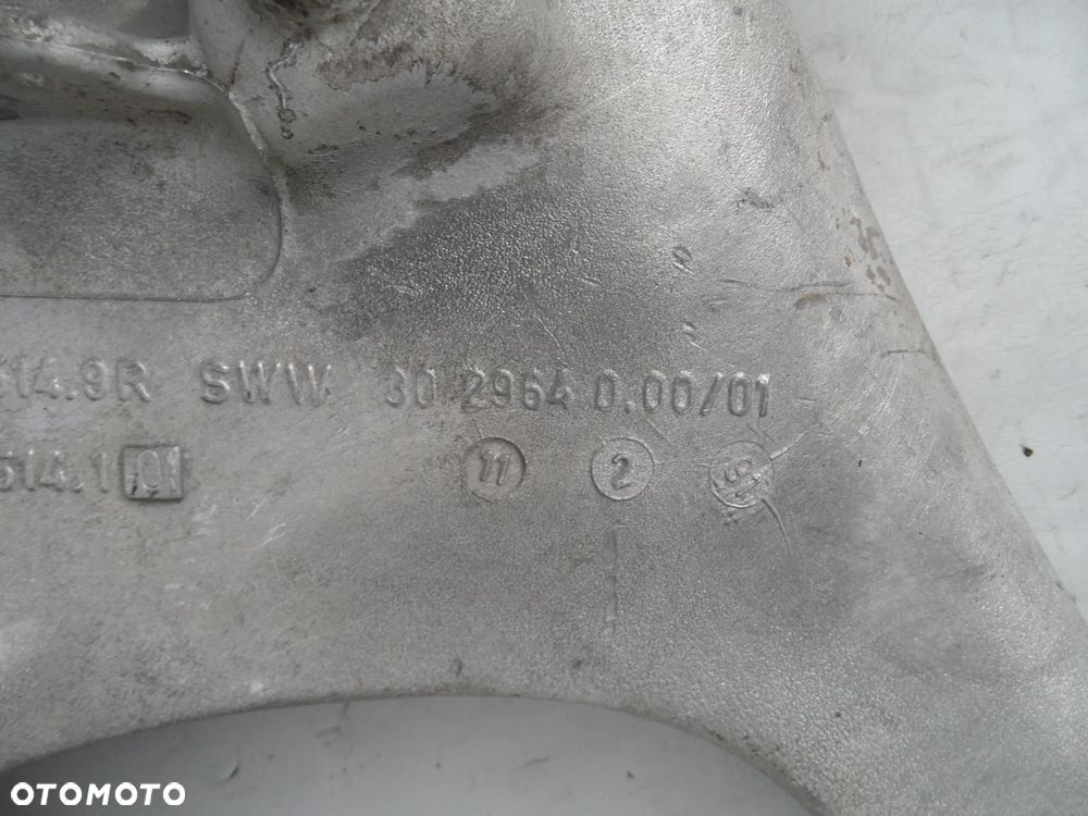 WAHACZ TYLNY ZWROTNICA PRAWY TYŁ PORSCHE 911 964 - 3