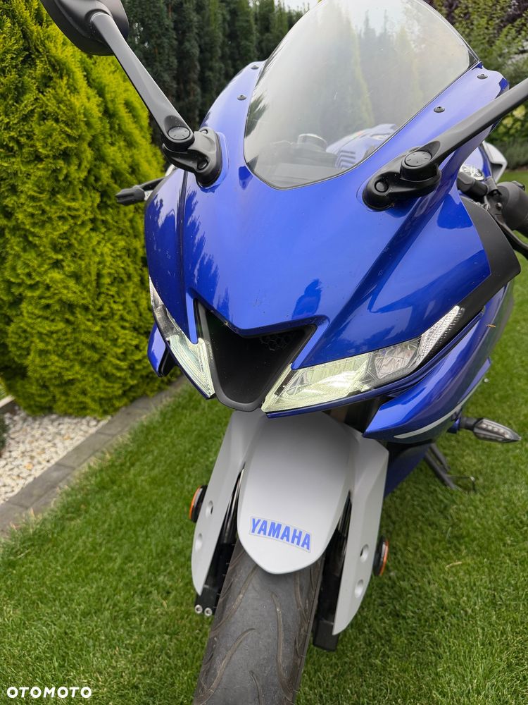 Yamaha YZF - 3