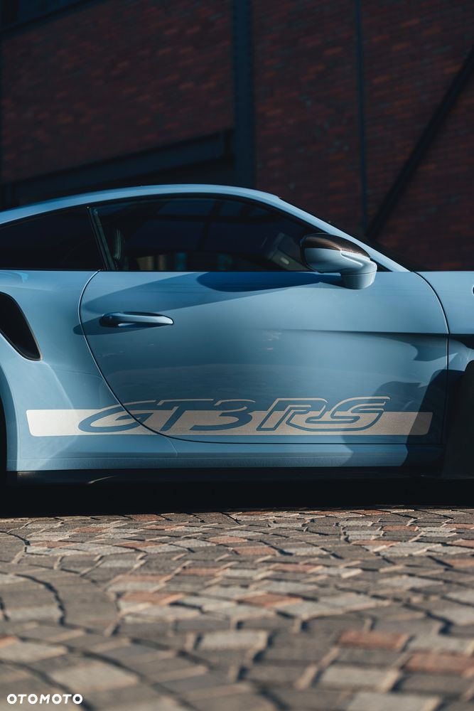 Porsche 911 GT3 RS - 9