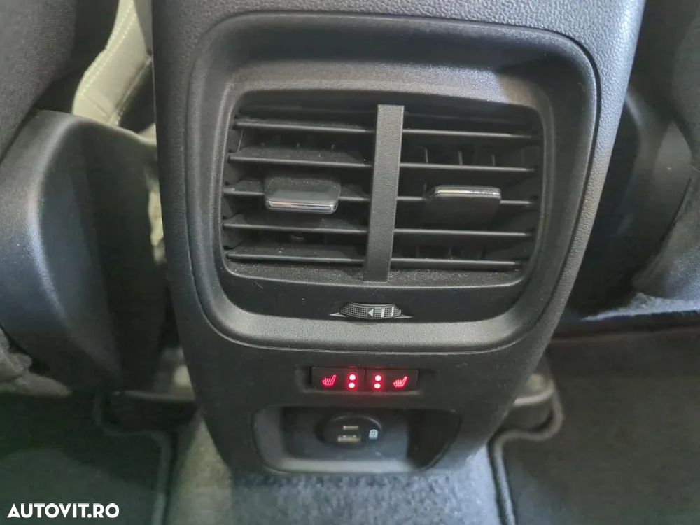 Ford Kuga 2.5 Duratec FHEV AWD Trend - 12