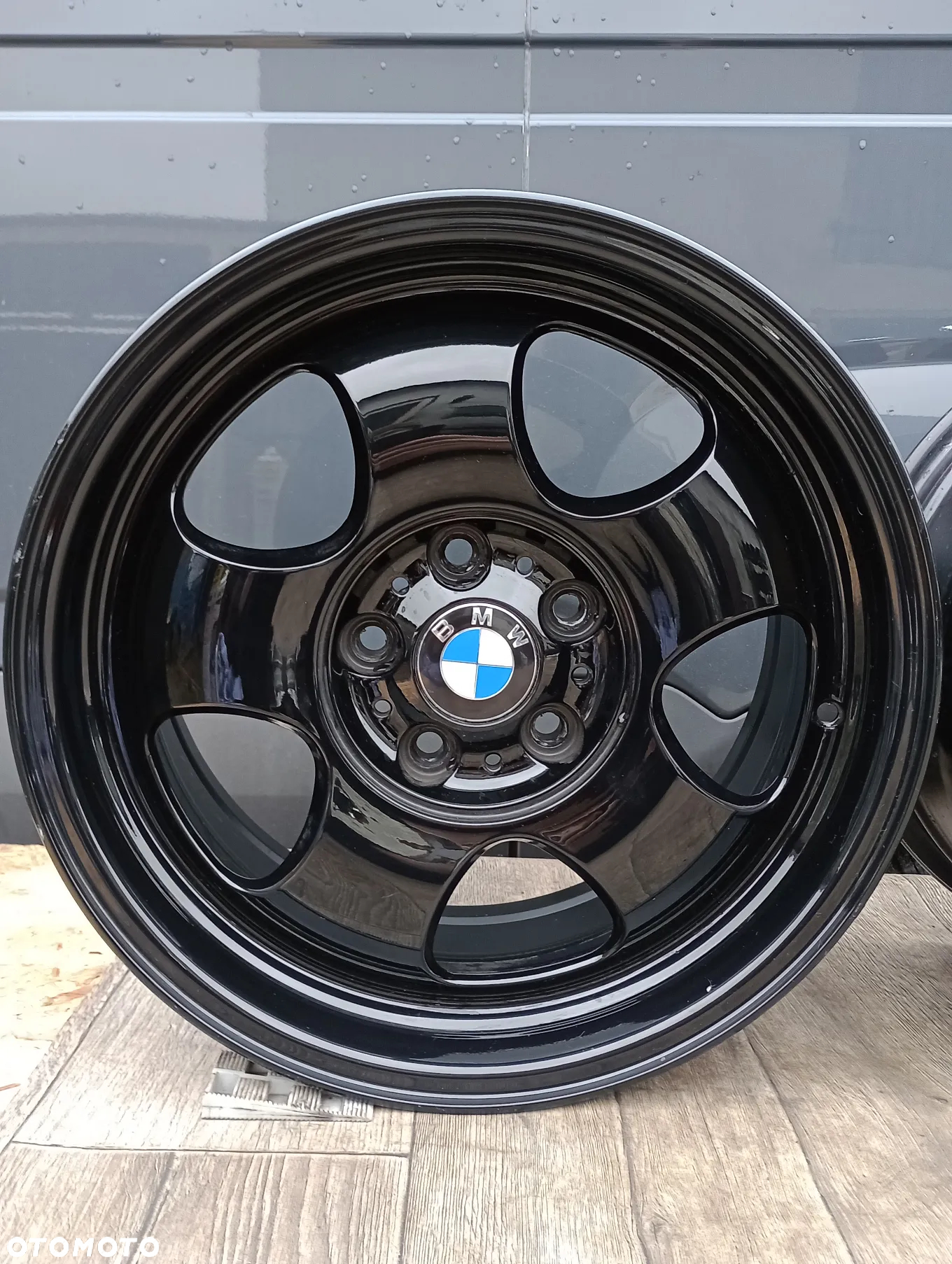 FELGI ALUMINIOWE BMW 5X120 R17 8J ET24 BMW F20 F21 E90 E91 F30 F31 F34 F32 F33 E60 E61 X1 X3 X4 - 7