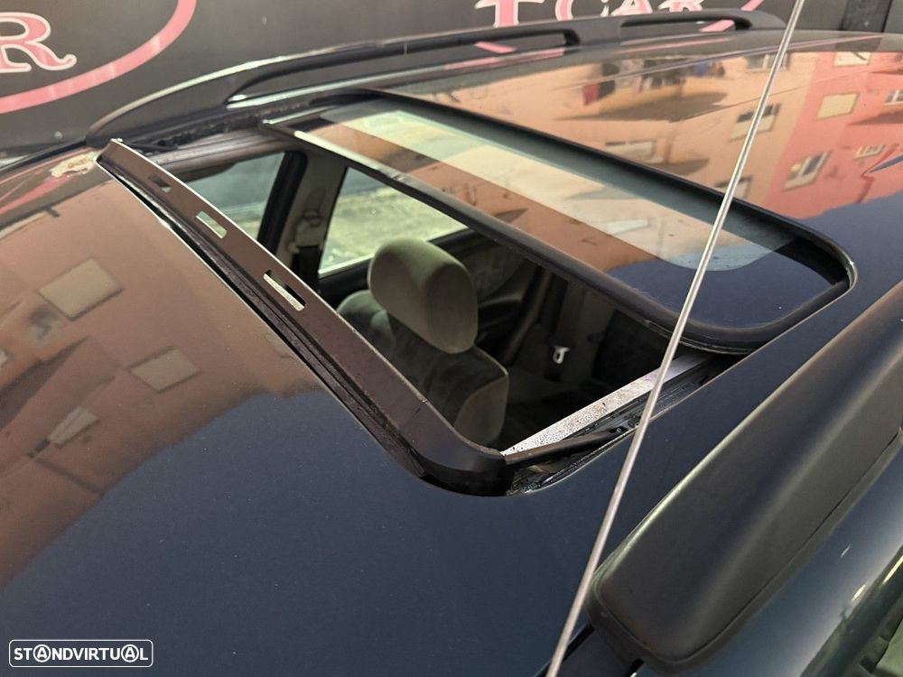 Mazda 626 SW 2.0 TDi GLX - 8