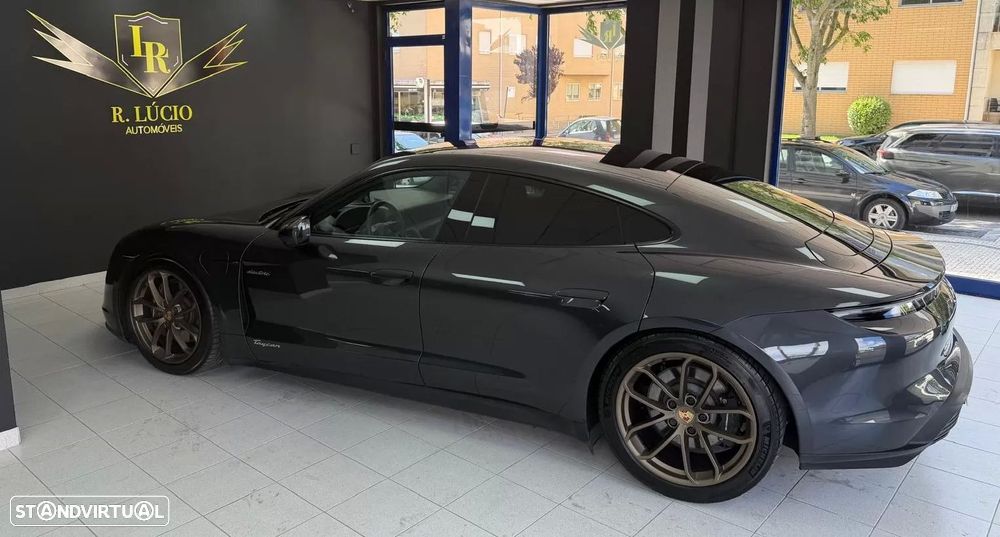 Porsche Taycan - 20