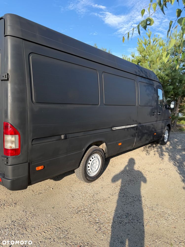 Mercedes-Benz Sprinter - 6