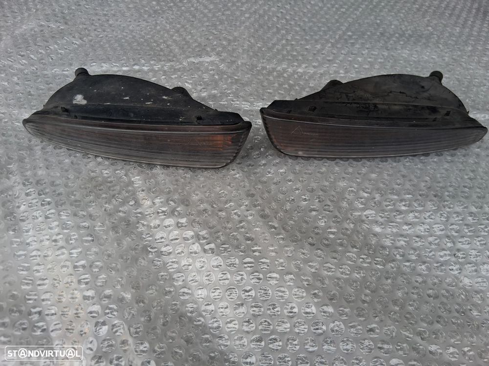Pisca de para-choques Alfa Romeo GT ano 2004 - 4