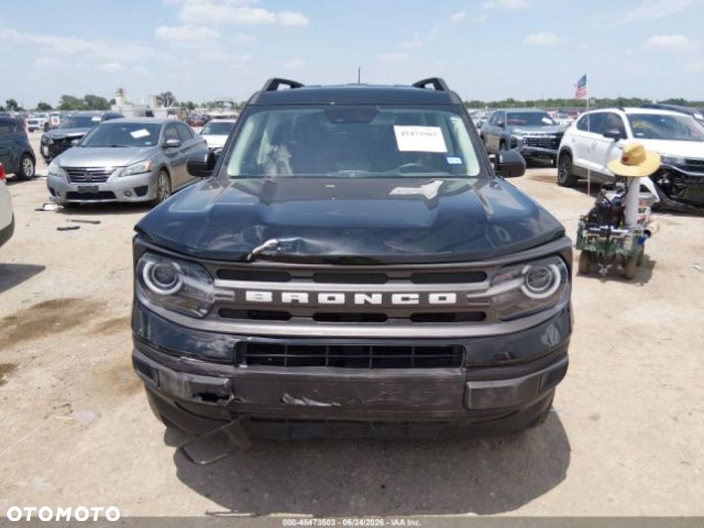 Ford Bronco - 7
