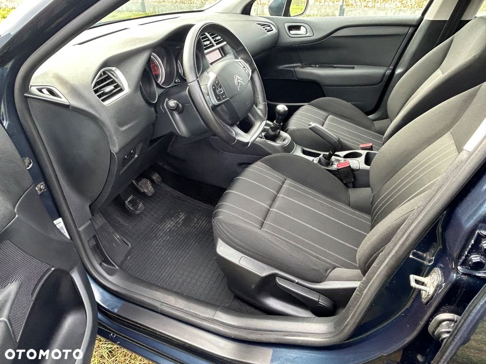 Citroën C4 HDi 90 Attraction - 26