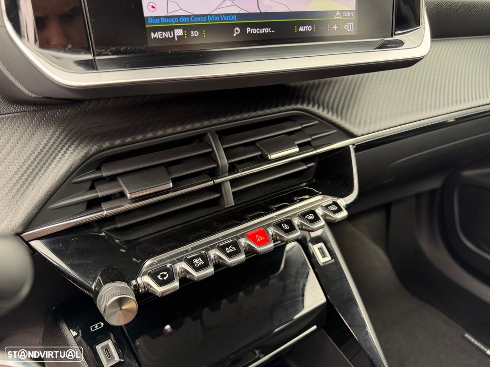 Peugeot 2008 1.2 PureTech Allure Pack - 20