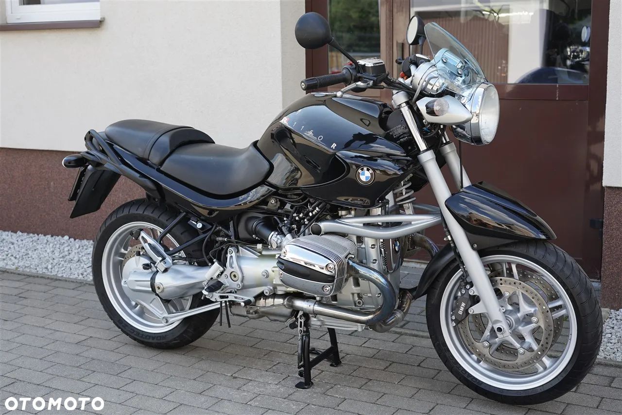 BMW R - 1