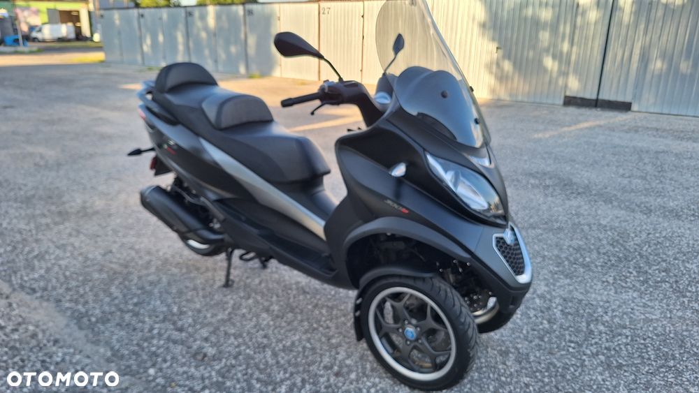 Piaggio MP-3 - 13