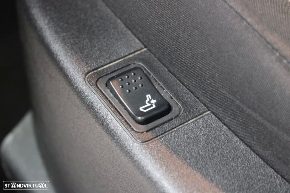 Fiat Tipo Station Wagon 1.3 M-Jet Lounge - 23