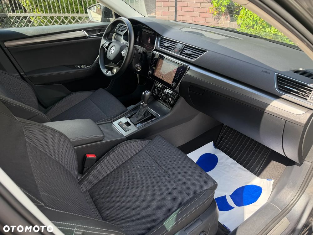 Skoda Superb 2.0 TDI SCR Style DSG - 13