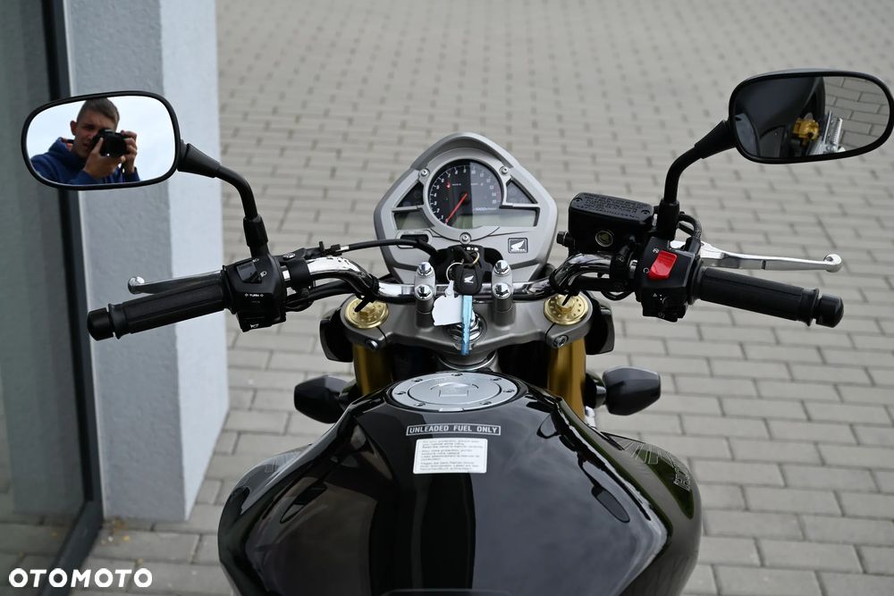 Honda Hornet - 6