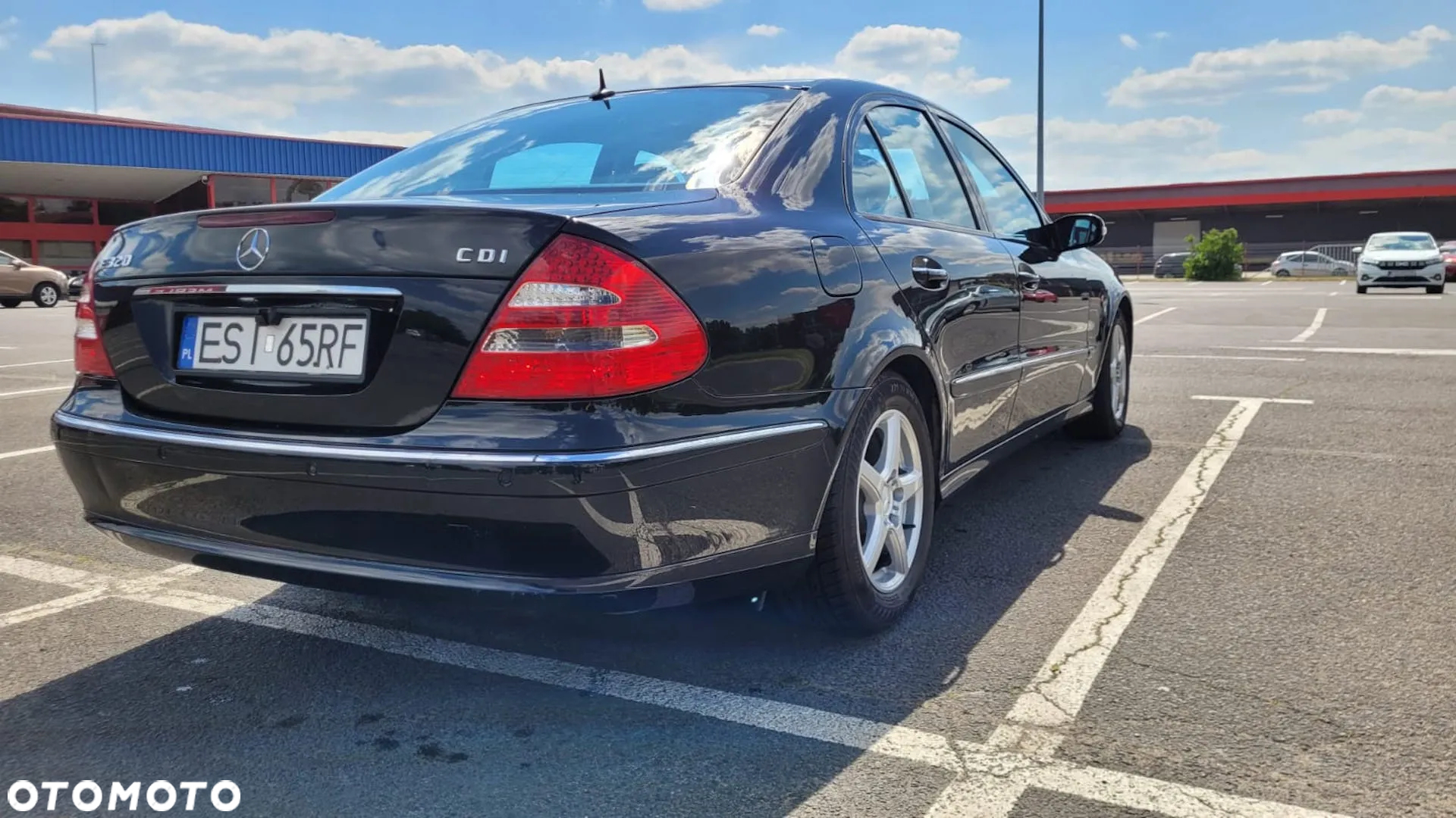 Mercedes-Benz Klasa E 320 CDI T Avantgarde - 19