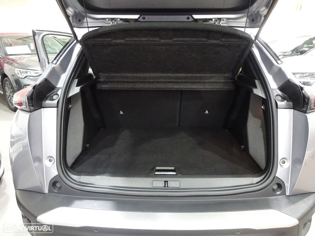 Peugeot 2008 1.2 PureTech Allure Pack - 23