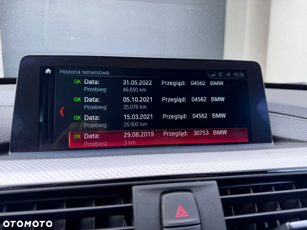 BMW 3GT 330i xDrive M Sport - 35