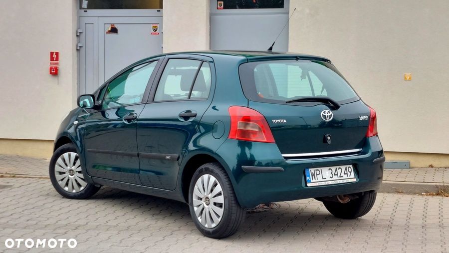Toyota Yaris - 6