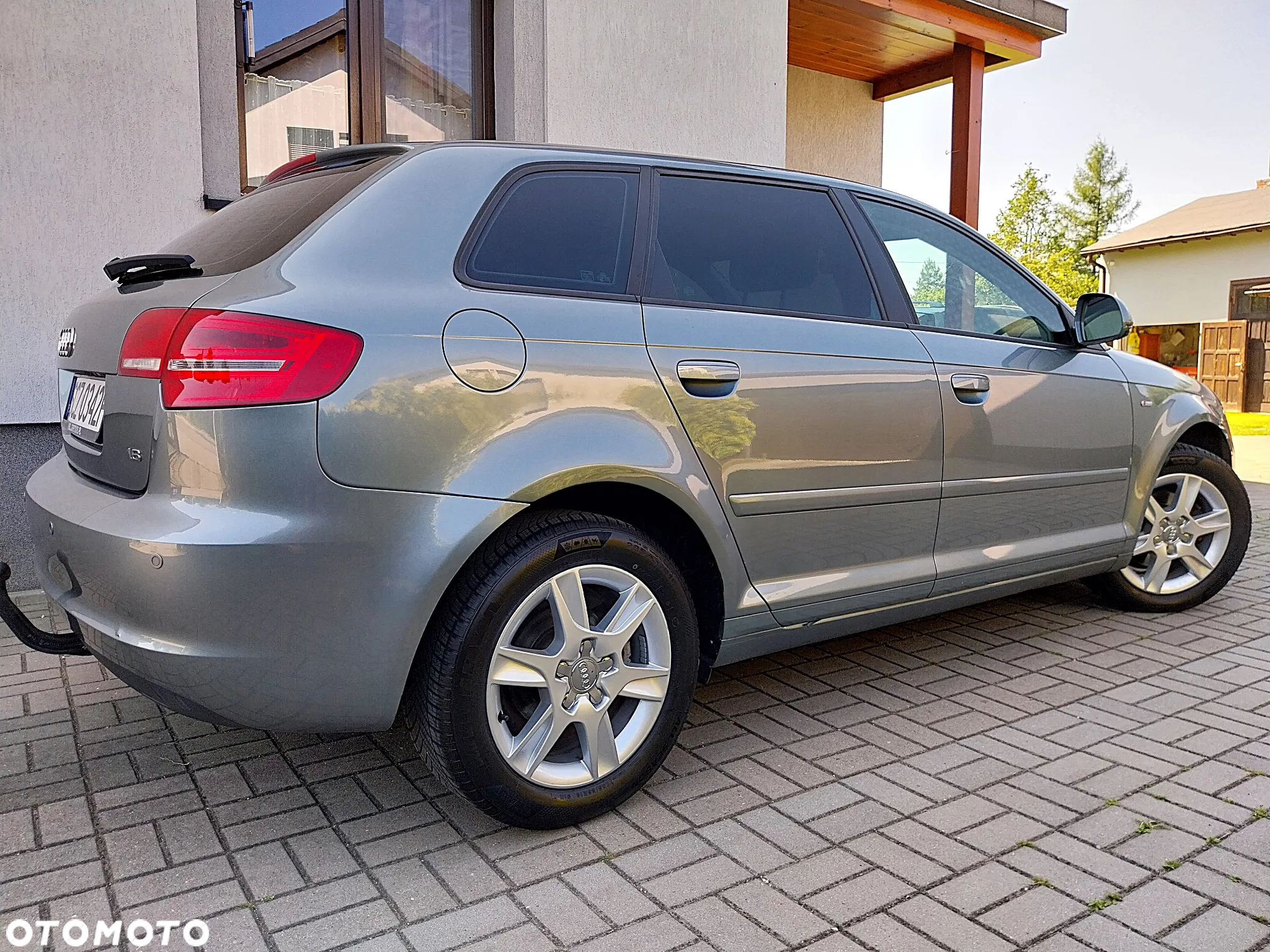 Audi A3 1.6 Sportback Attraction - 4