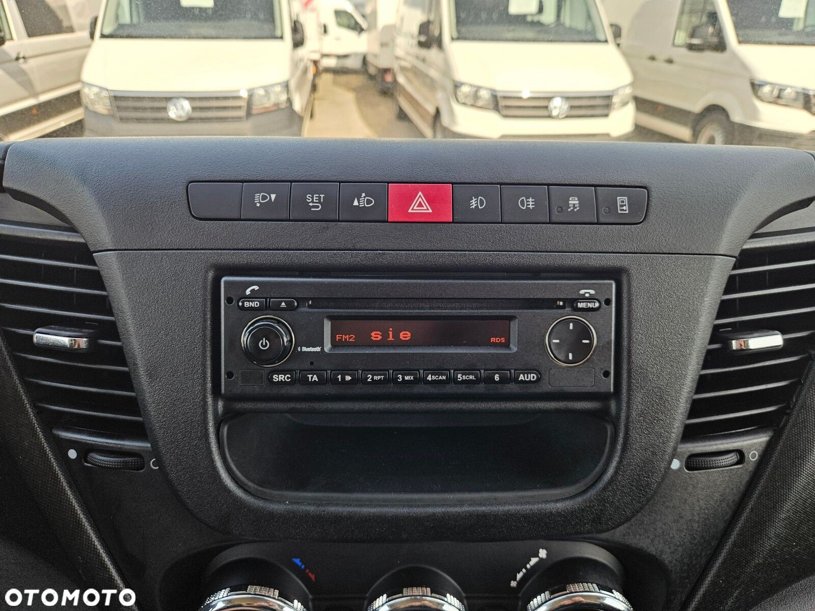 Iveco 35s15 L2H2 *49999zł NETTO* 2.3HPi/145KM - 26