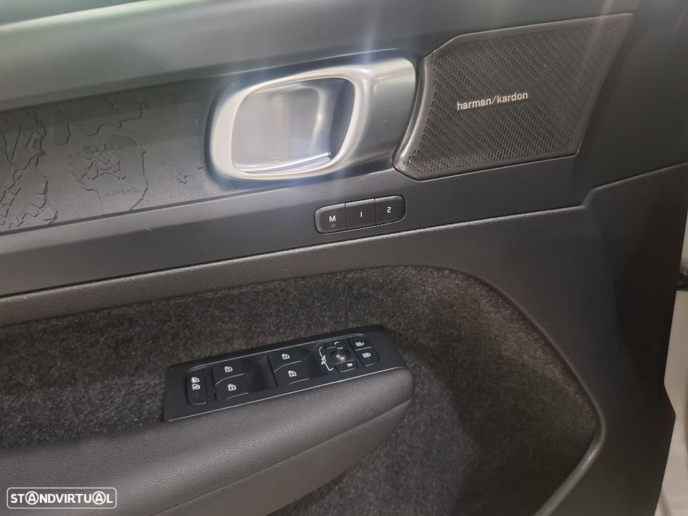 Volvo C40 Recharge 82 kWh Single M. Extended Range RWD Ultimate - 14