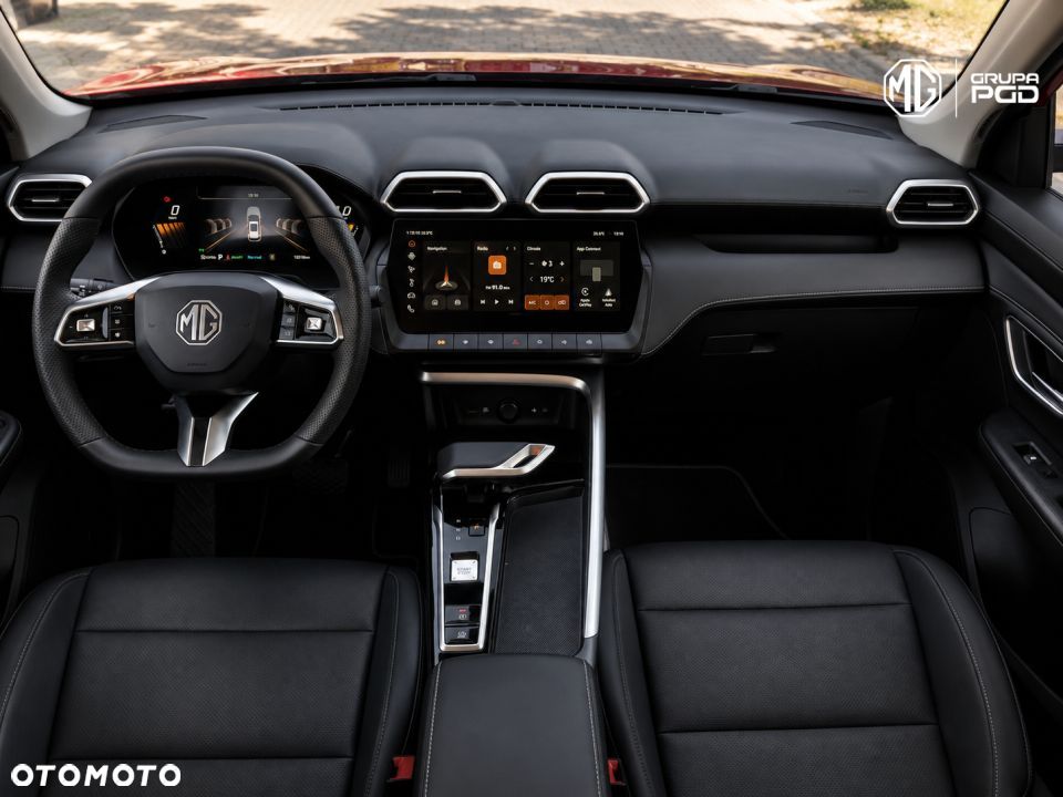 MG ZS Hybrid+ - 14