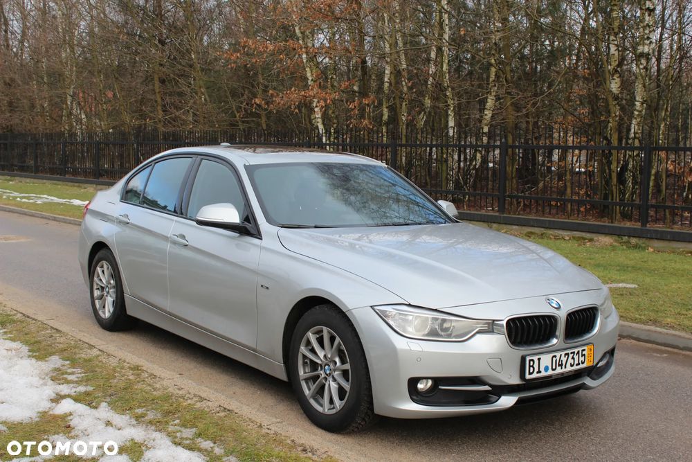 BMW Seria 3 320d - 5