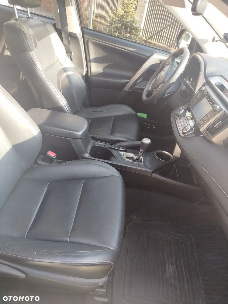 Toyota RAV4 2.0 Prestige MS - 8