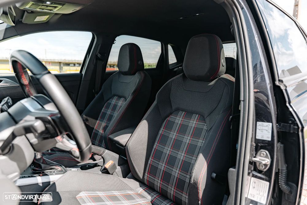 VW Polo 2.0 TSI GTI DSG - 18