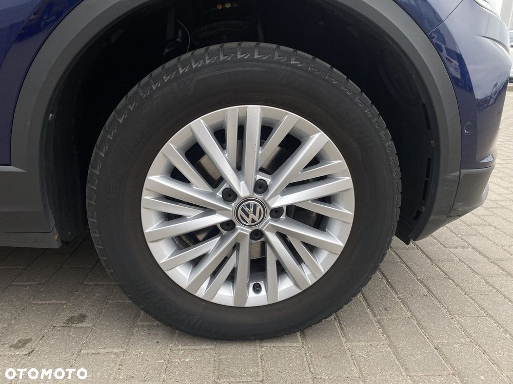 Volkswagen T-Roc - 34