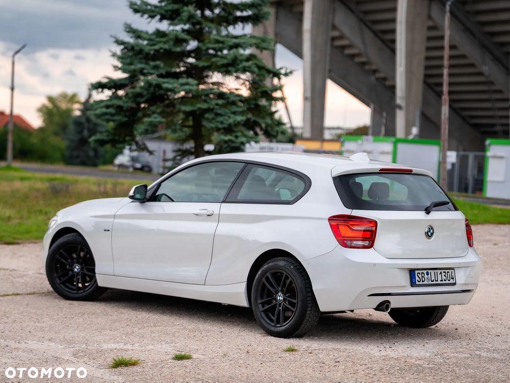 BMW Seria 1 116d Sport Line - 6