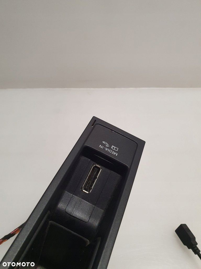 INTERFACE MULTIMEDIALNY VW PASSAT GOLF VI 5N0 - 9
