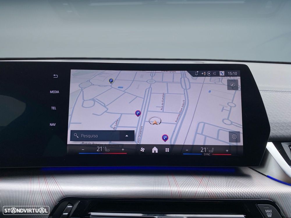 BMW iX2 eDrive20 Pack Desportivo M Pro - 10