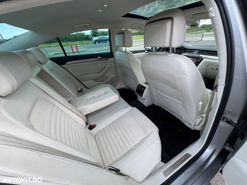 Volkswagen Passat 2.0 TDI SCR 4Motion DSG Highline - 7