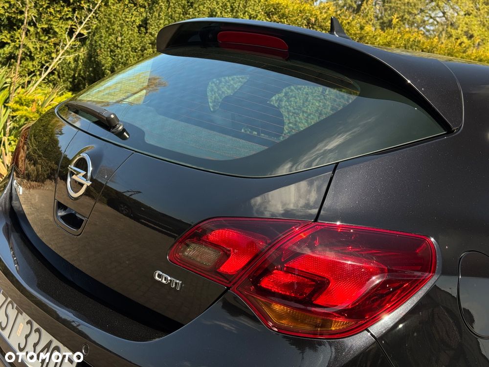 Opel Astra 2.0 CDTI Cosmo - 20