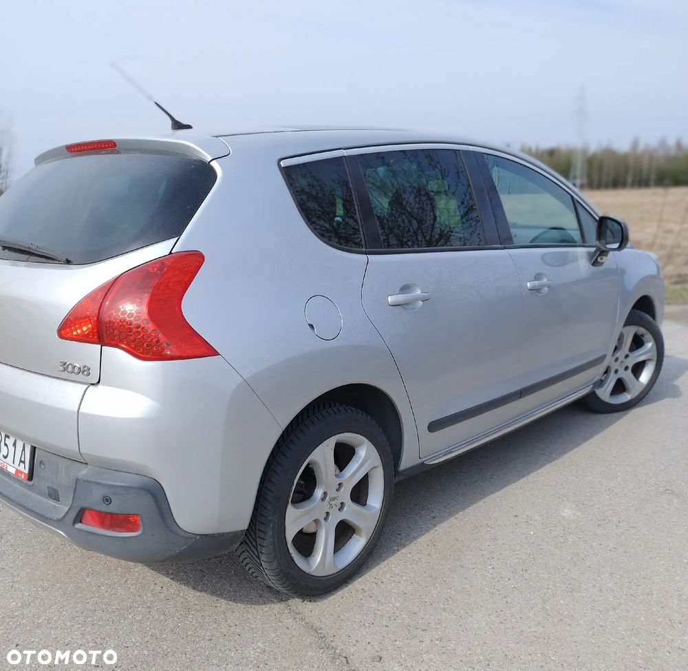 Peugeot 3008 1.6 HDi Active - 3