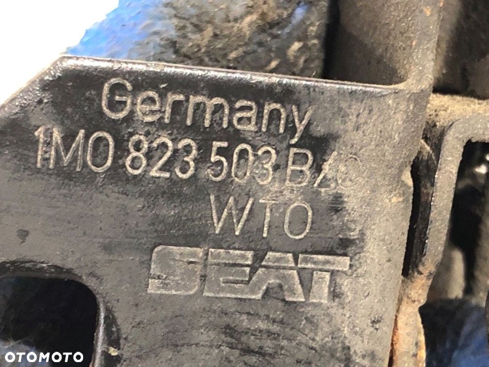 ZAMEK MASKI PRZÓD - 179.00 PLN - SEAT TOLEDO II (1M2) 1998 - 2006 1.6 74 kW [100 KM] benzyna 1998 - - 4