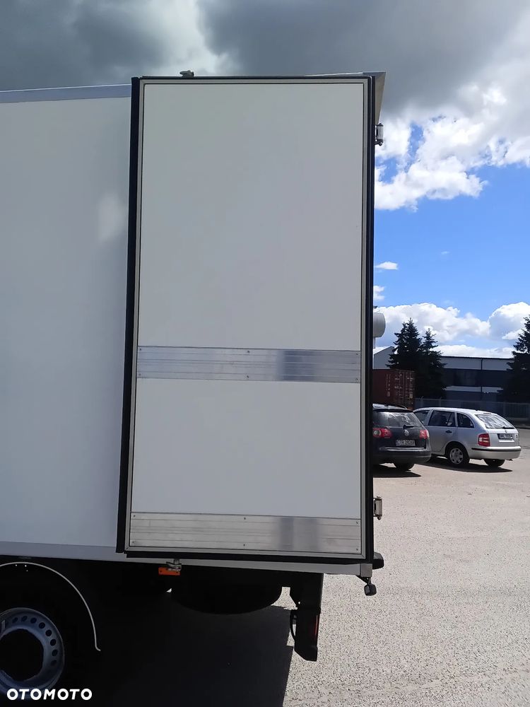 Iveco Daily 35S180, 3.0 180KM , CHŁODNIA, MROŻENIE + GRZANIE, 8 PALET - 14