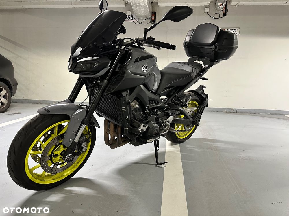 Yamaha MT - 8