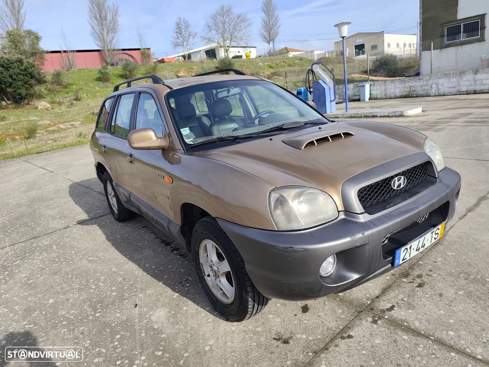Hyundai Santa Fe 2.0 CRDi Family 4WD - 2