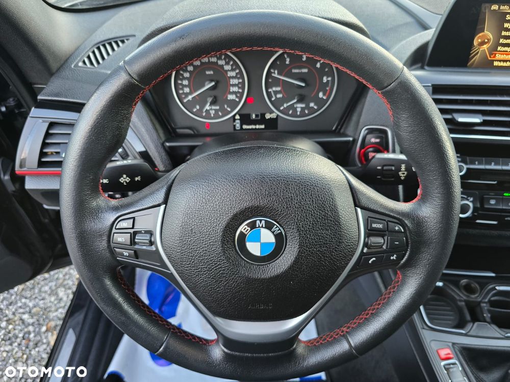 BMW Seria 1 118d Edition M Sport Shadow - 12
