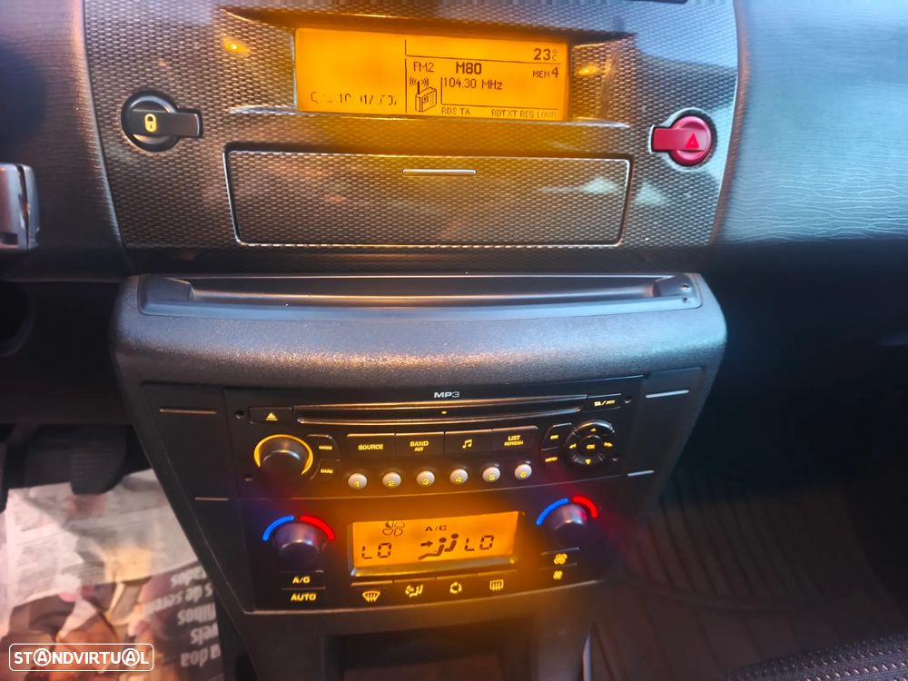 Citroën C4 1.6 HDi 110 VTR Pack - 7