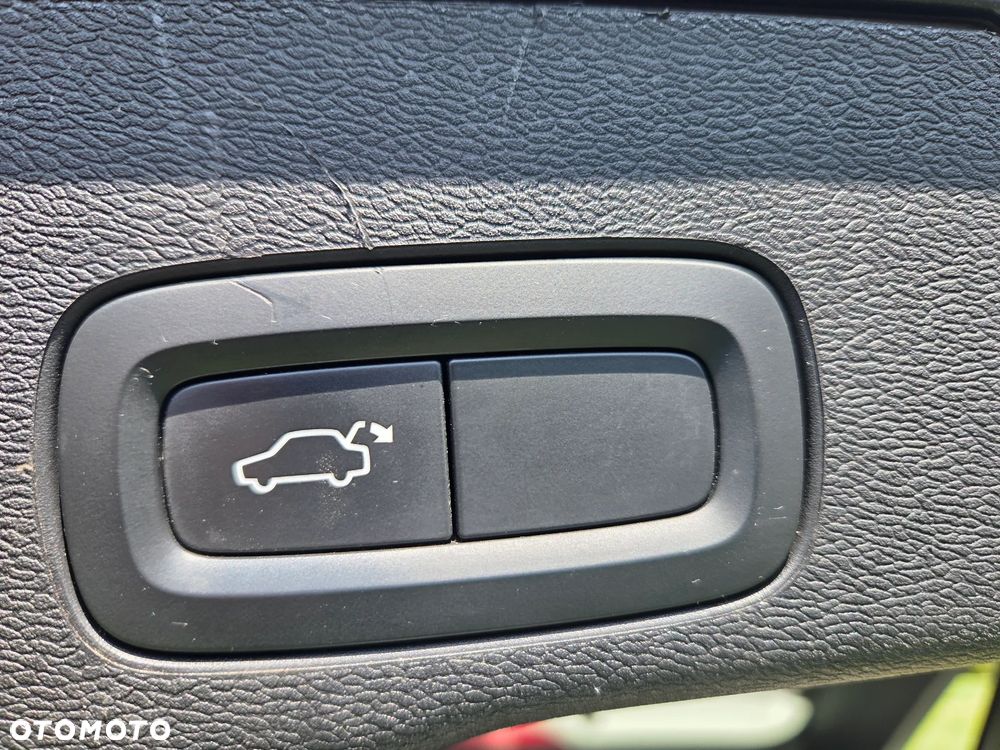 Volvo XC 60 D4 AWD Momentum - 14