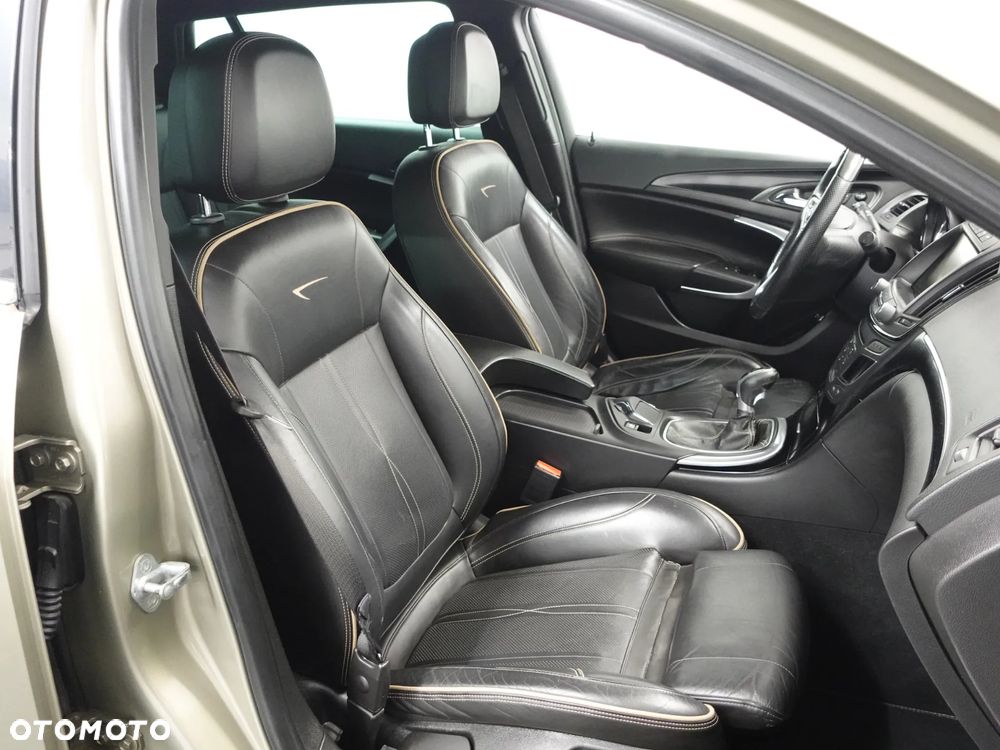 Opel Insignia 2.0 CDTI 4x4 Country Tourer ecoFLEX - 27