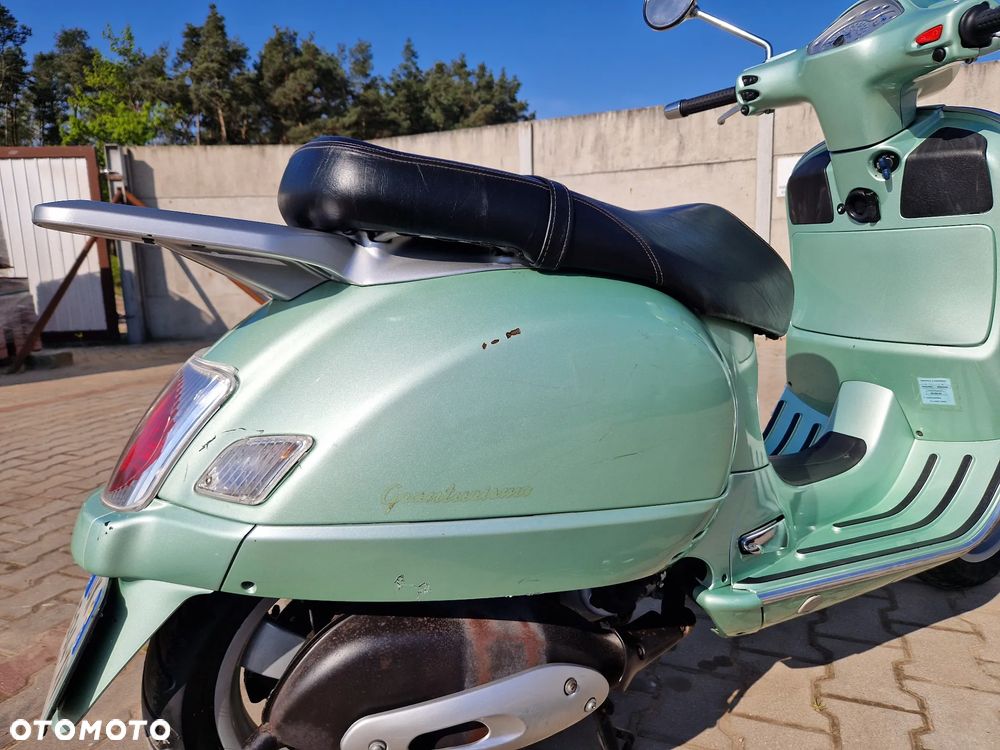 Piaggio Vespa - 24