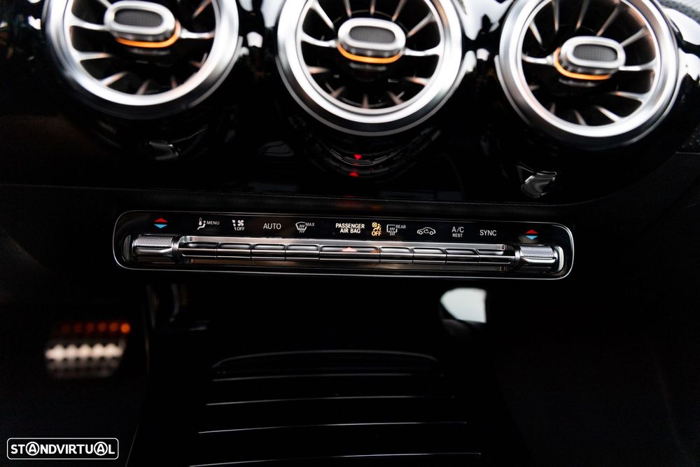 Mercedes-Benz CLA 180 - 48