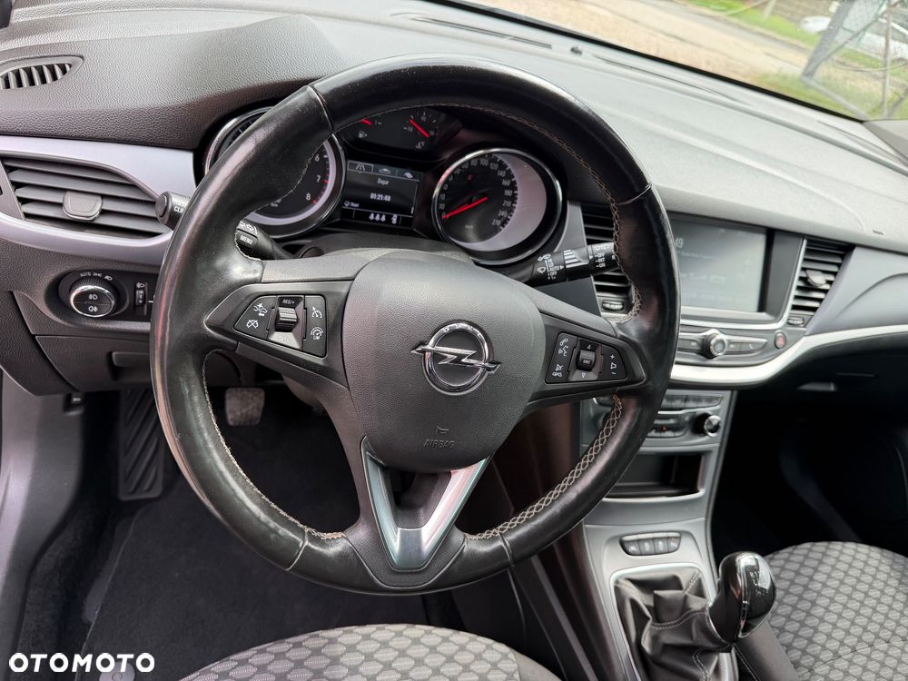 Opel Astra 1.4 Turbo Start/Stop Business - 19