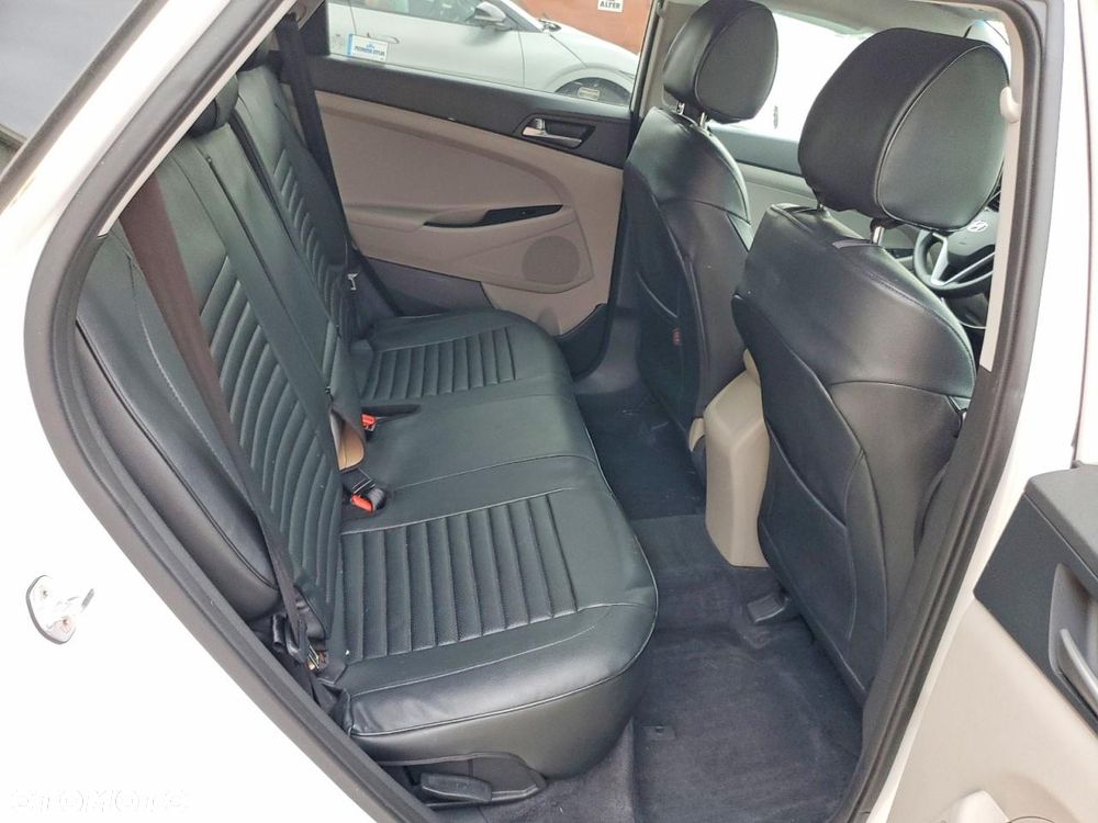 Hyundai Tucson - 8