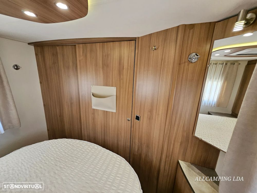 Pilote Sensation P746 CAIXA AUTOMÁTICA CAMA CENTRAL/ BASCULANTE - 36