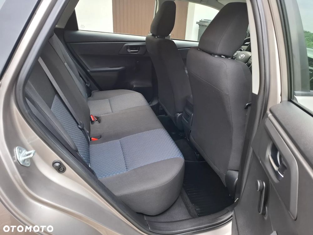 Toyota Auris 1.33 VVT-i - 18